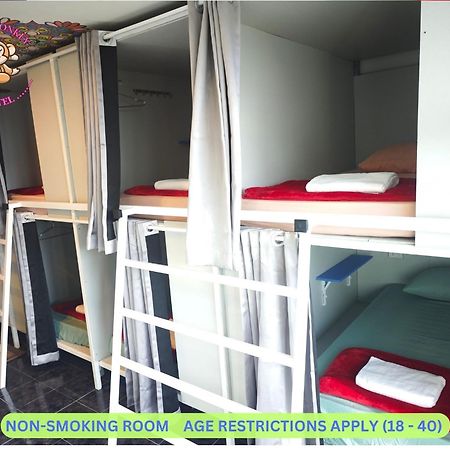 The Funky Monkey Hostel - 18 To 40 Years Old Only Haad Rin Zewnętrze zdjęcie
